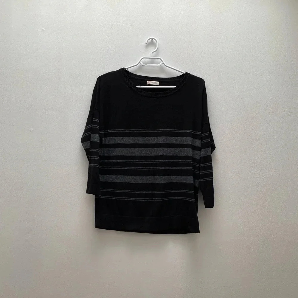 Nevada - Y2K 3/4 Length Sleeve Striped Sweater